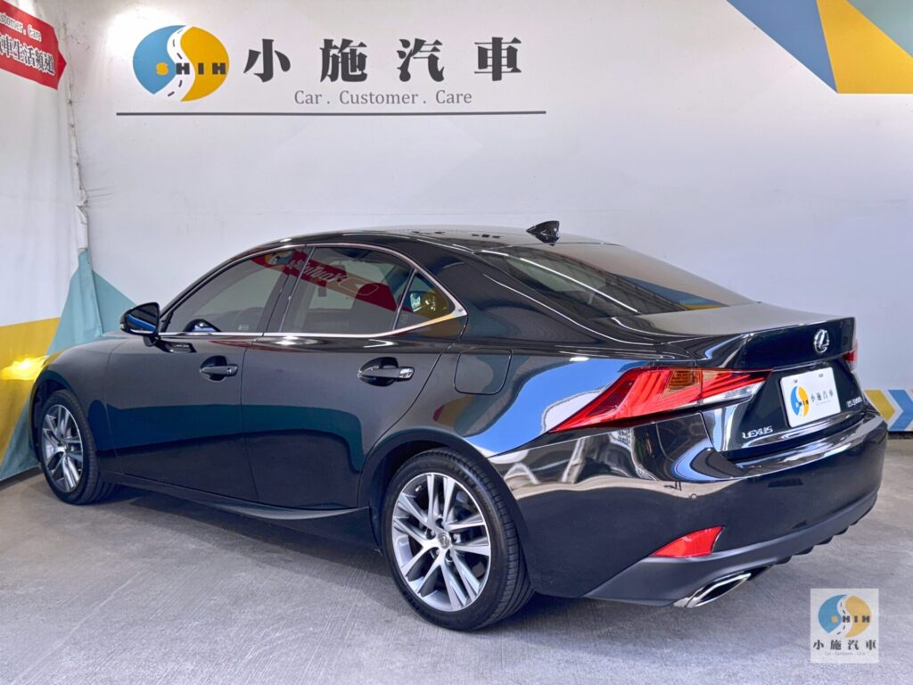 2019 Lexus IS 300豪華版 自排 黑