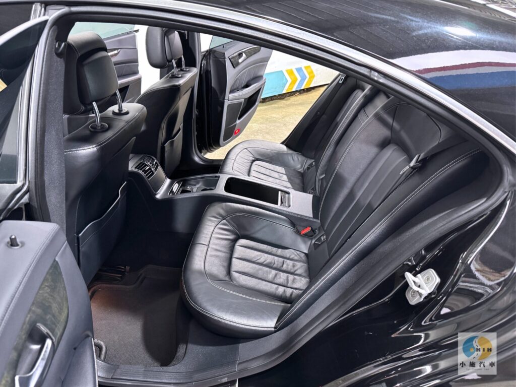 2012 M-Benz CLS-Class CLS350 BlueEFFICIENCY 自排 黑