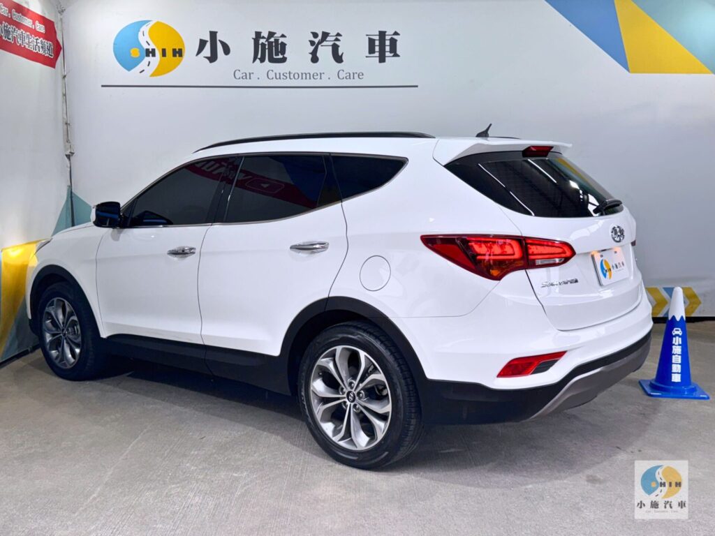 2019 Hyundai Santa Fe 2.2領袖款 自排 白