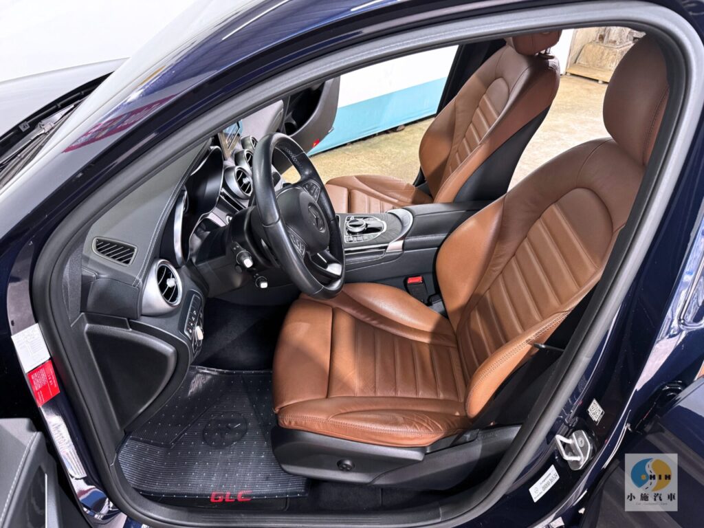 2018 M-Benz GLC Coupe GLC250 4MATIC 自排 藍