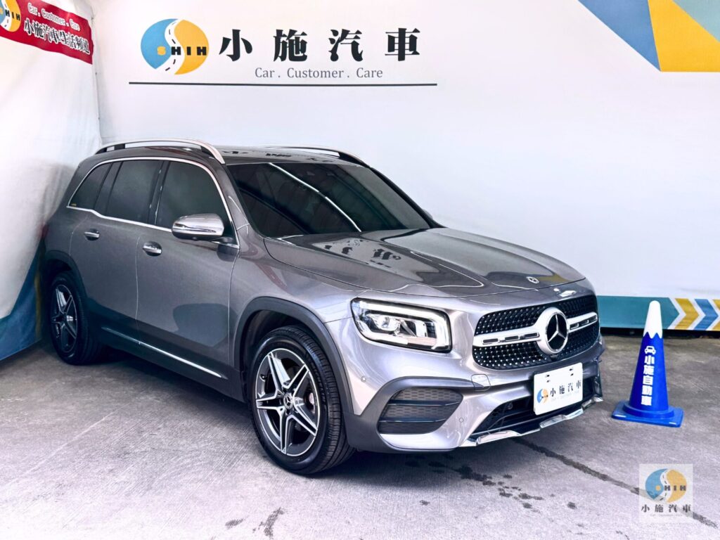 2022 M-Benz GLB 200 自排 灰