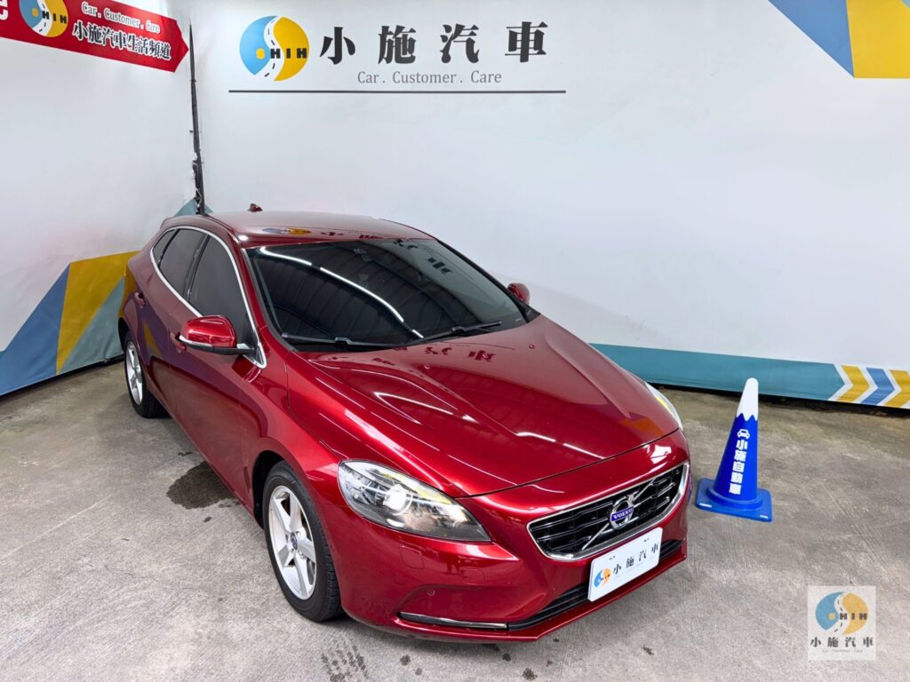 2015 Volvo V40 T3豪華版 自排 紅