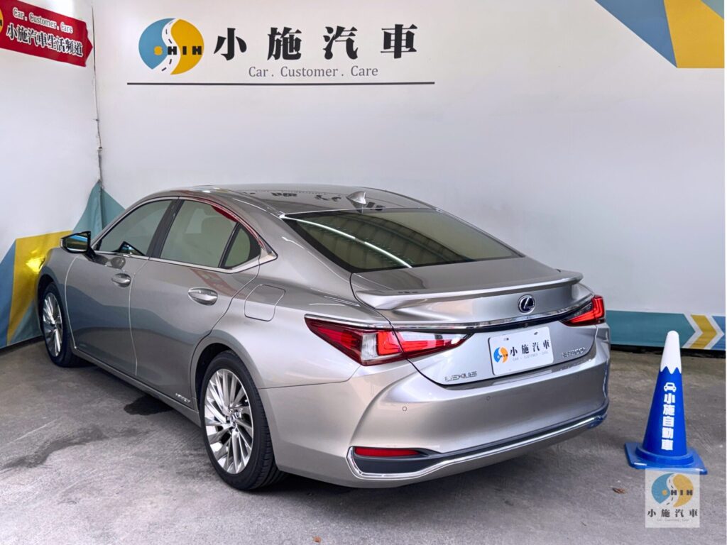 2018 Lexus ES 300h旗艦版 自排 棕