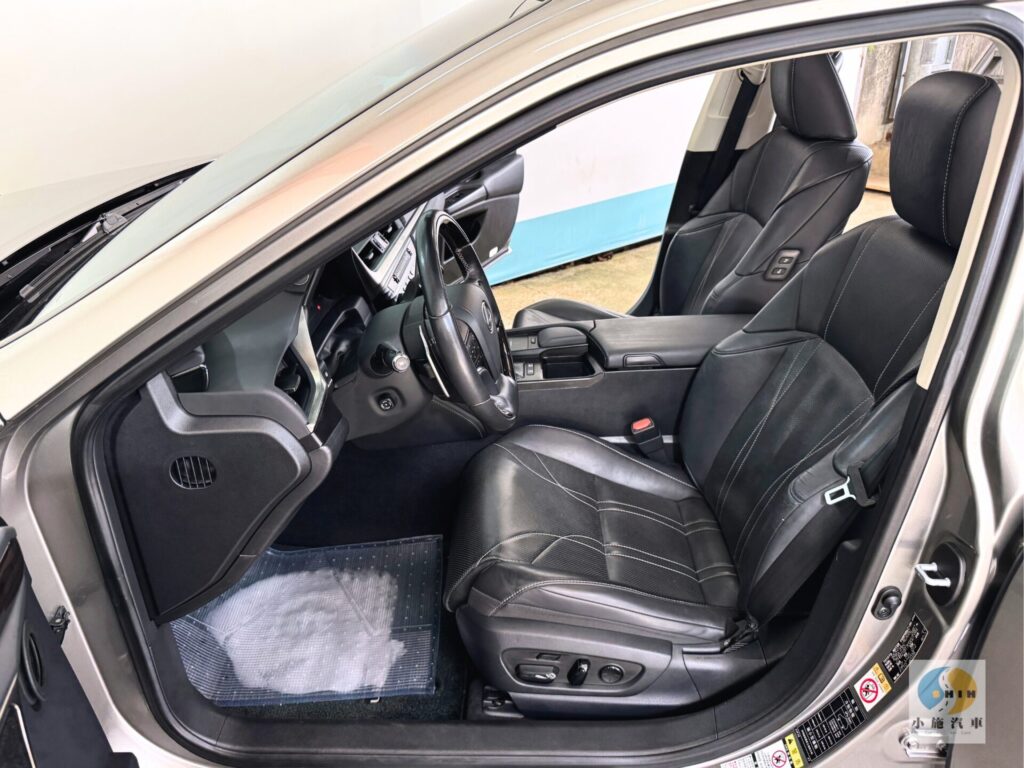 2018 Lexus ES 300h旗艦版 自排 棕