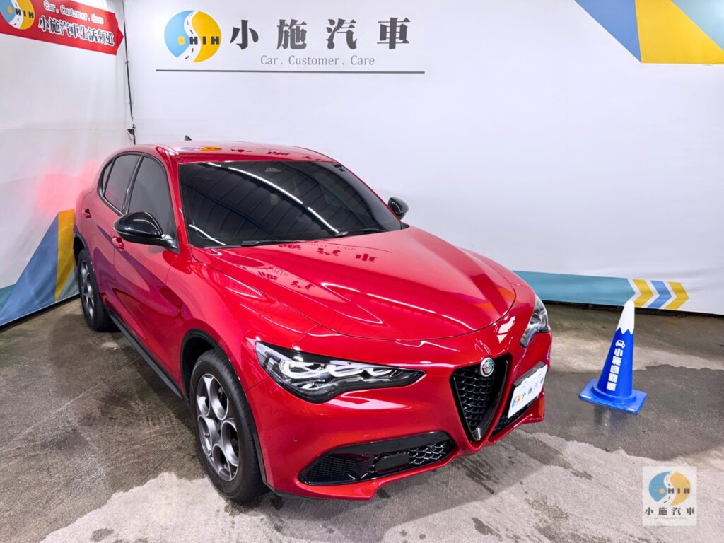 2025 Alfa Romeo Stelvio Sprint 自排 紅