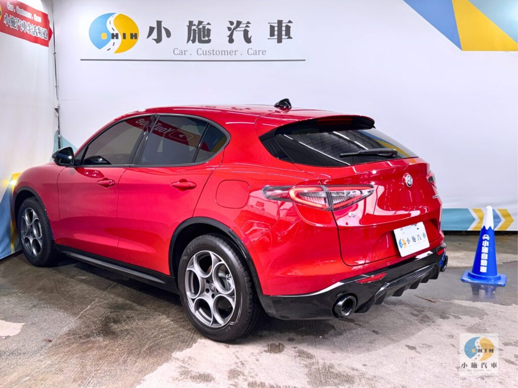 2025 Alfa Romeo Stelvio Sprint 自排 紅