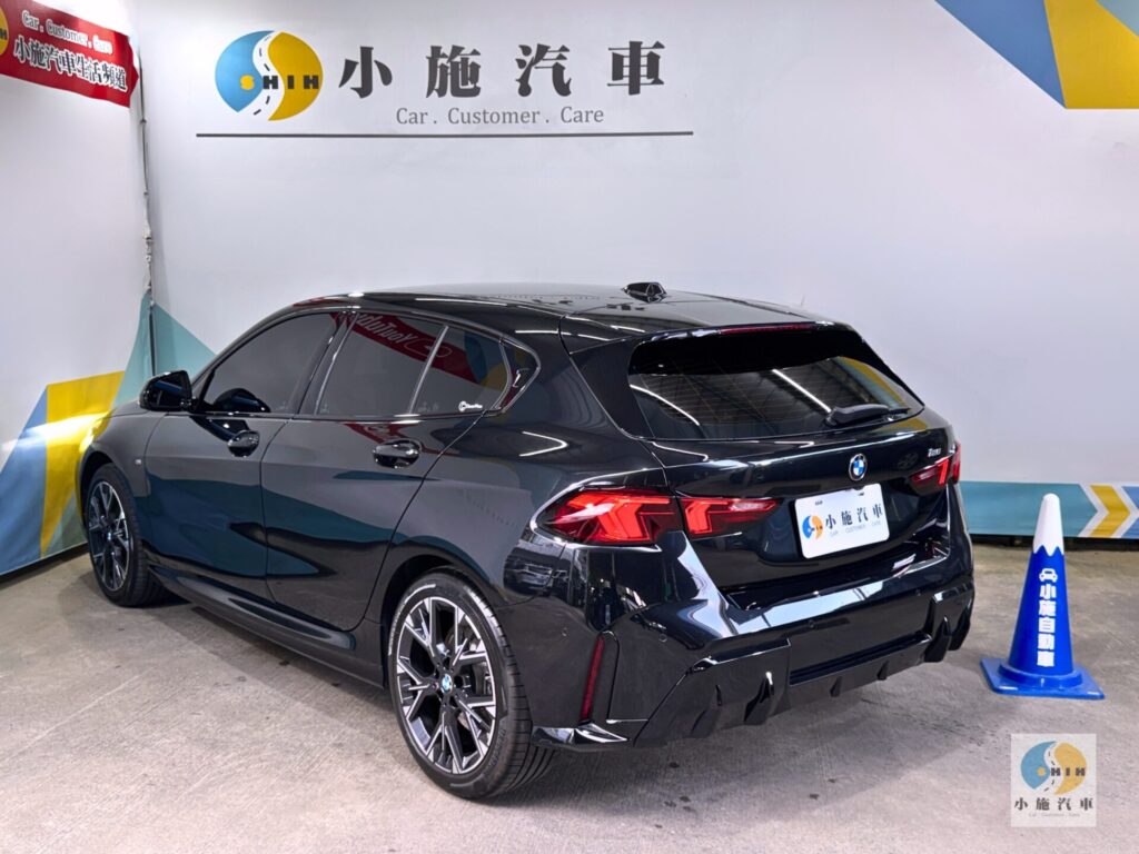 2025 BMW 1-Series 120 M Sport 自排 黑