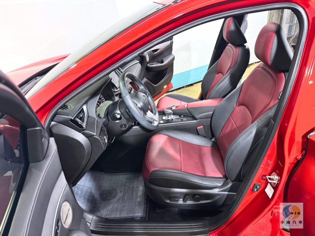2022 Infiniti QX55 自排 紅