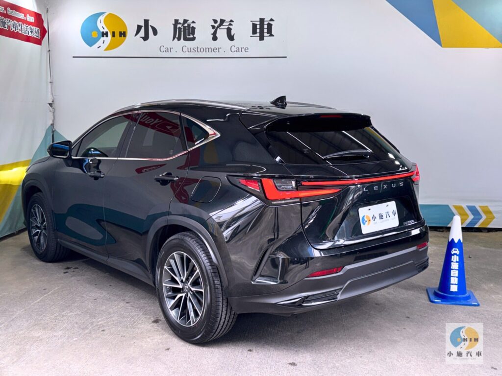 2026 Lexus NX 200豪華版 自排 黑