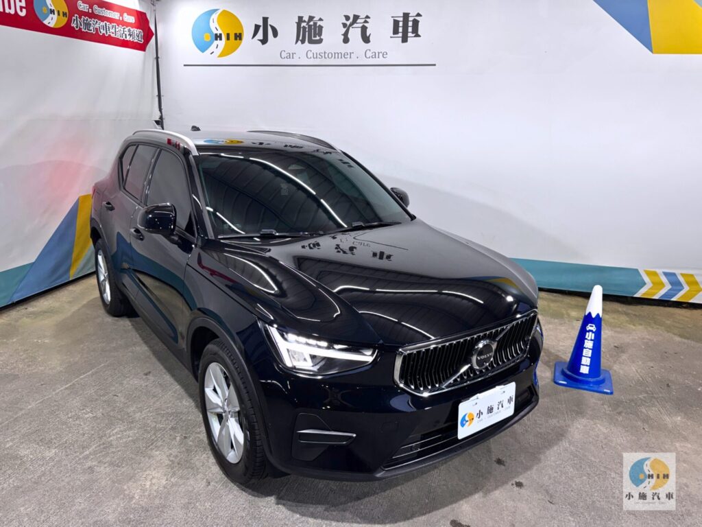 2024 Volvo XC40 Plus B3 自排 黑
