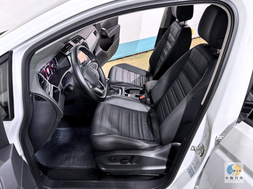 2022 Volkswagen Touran 280 TSI Life 自排 白