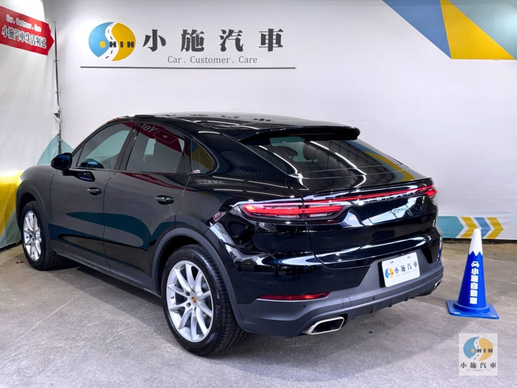 2023 Porsche Cayenne Coupe V6 自排 黑