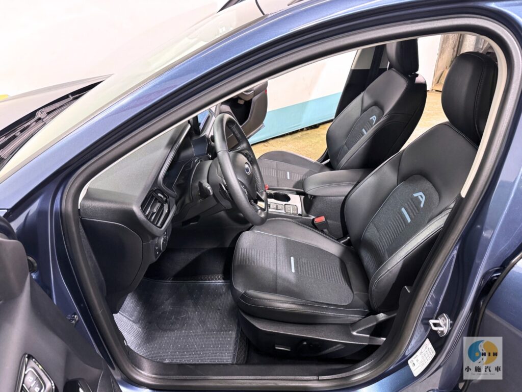 2021 Ford Focus Active EcoBoost 182任性版 自排 藍