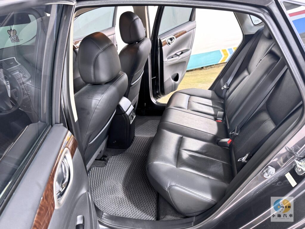 2014 Nissan Sentra 1.8 傳奇版 自排 灰