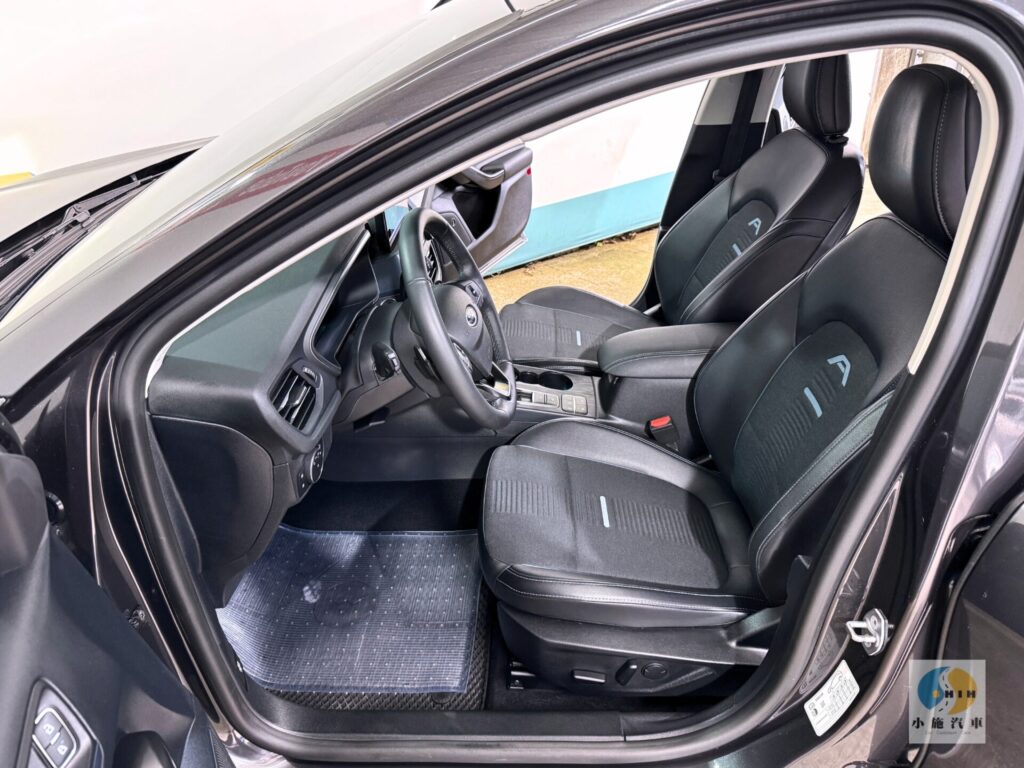 2021 Ford Focus Active EcoBoost 182任性版 自排 灰