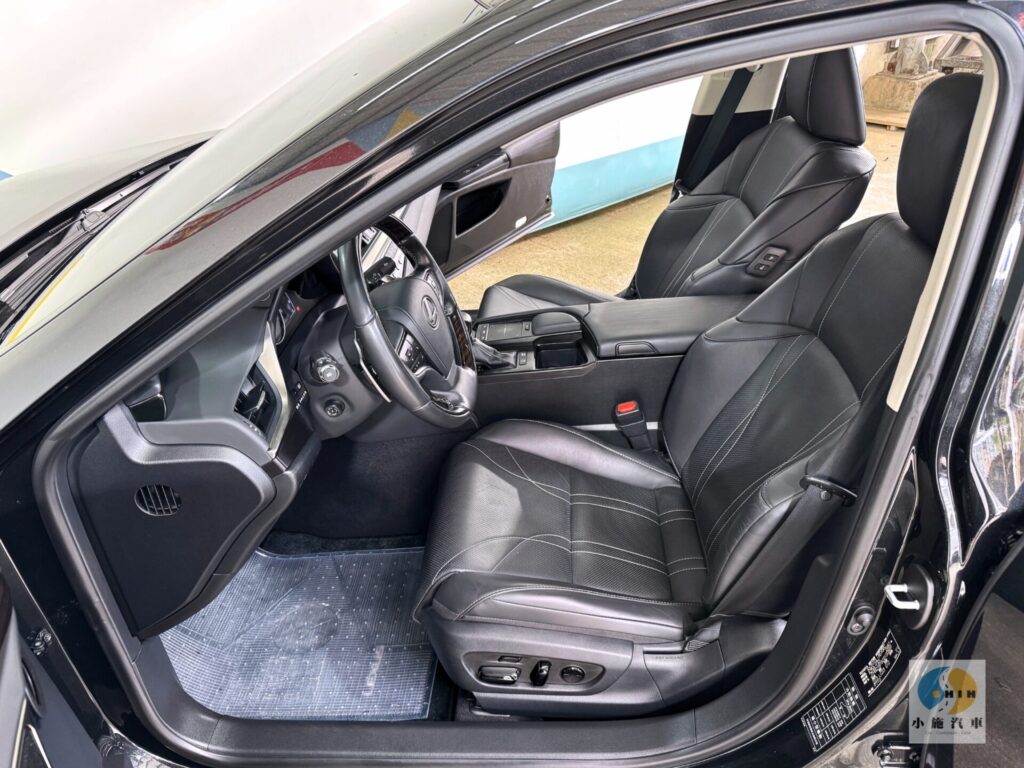 2020 Lexus ES 300h旗艦版 自排 黑