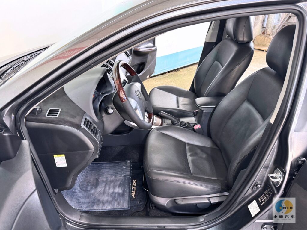 2011 Toyota Corolla Altis 1.8 E 自排 灰