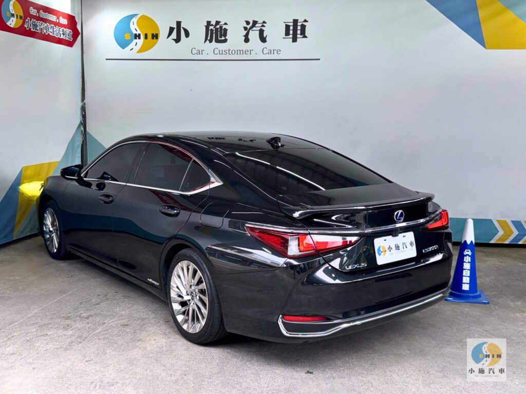 2020 Lexus ES 300h旗艦版 自排 黑