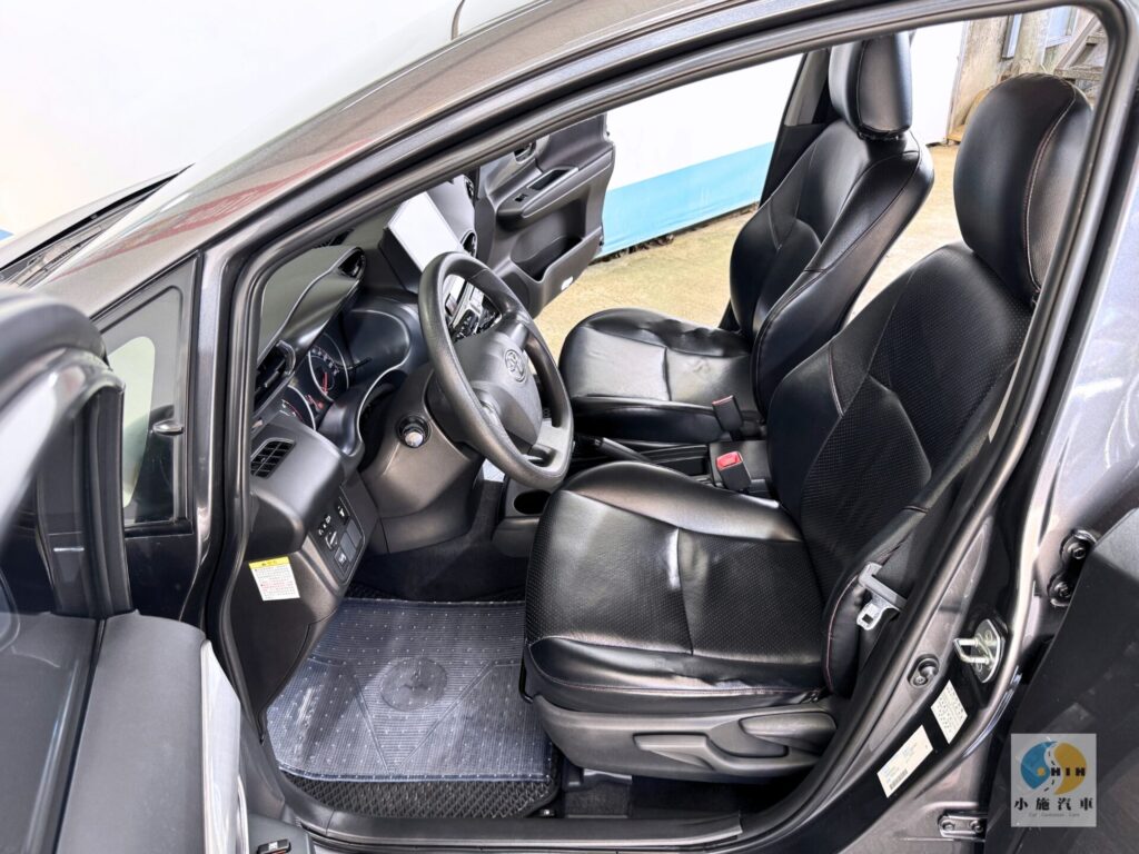 2013 Toyota Wish 2.0雅緻 自排 灰