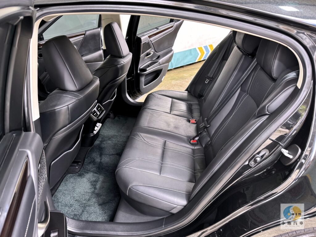 2020 Lexus ES 300h旗艦版 自排 黑