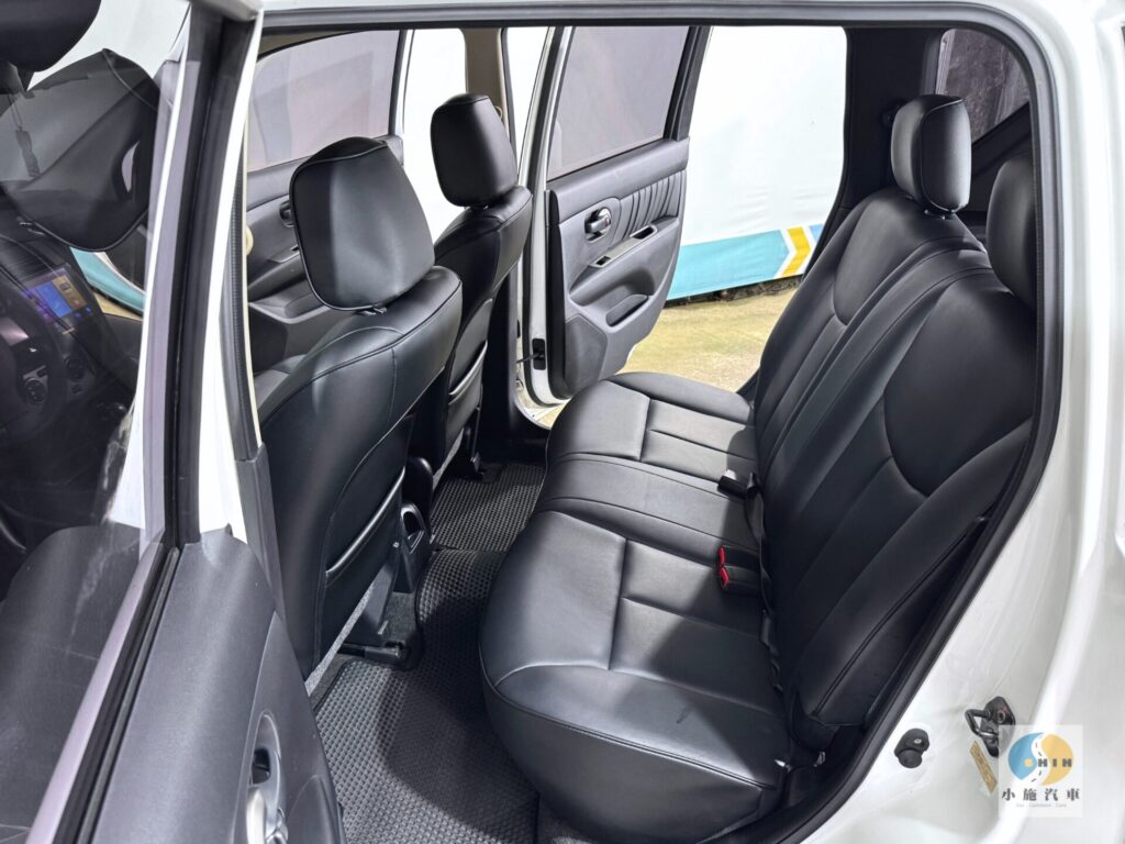 2013 Nissan Livina 1.6 S 自排 白