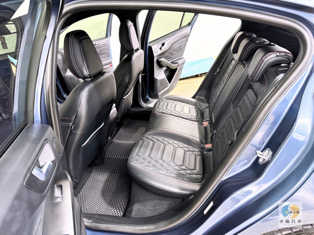 2023 Ford Focus 5D EcoBoost 182 ST-Line Vignale 自排 藍