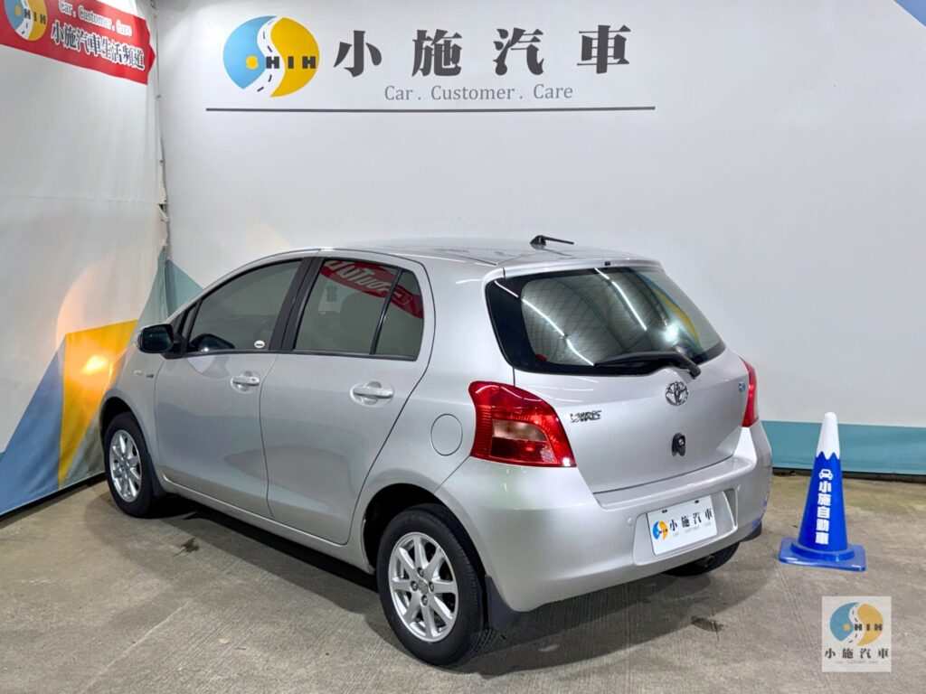 2007 Toyota Yaris 1.5 E 自排 銀