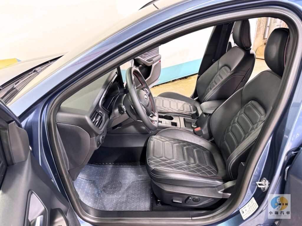 2023 Ford Focus 5D EcoBoost 182 ST-Line Vignale 自排 藍