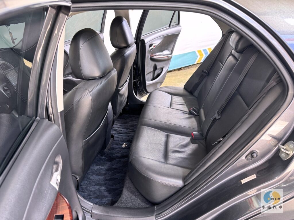 2011 Toyota Corolla Altis 1.8 E 自排 灰
