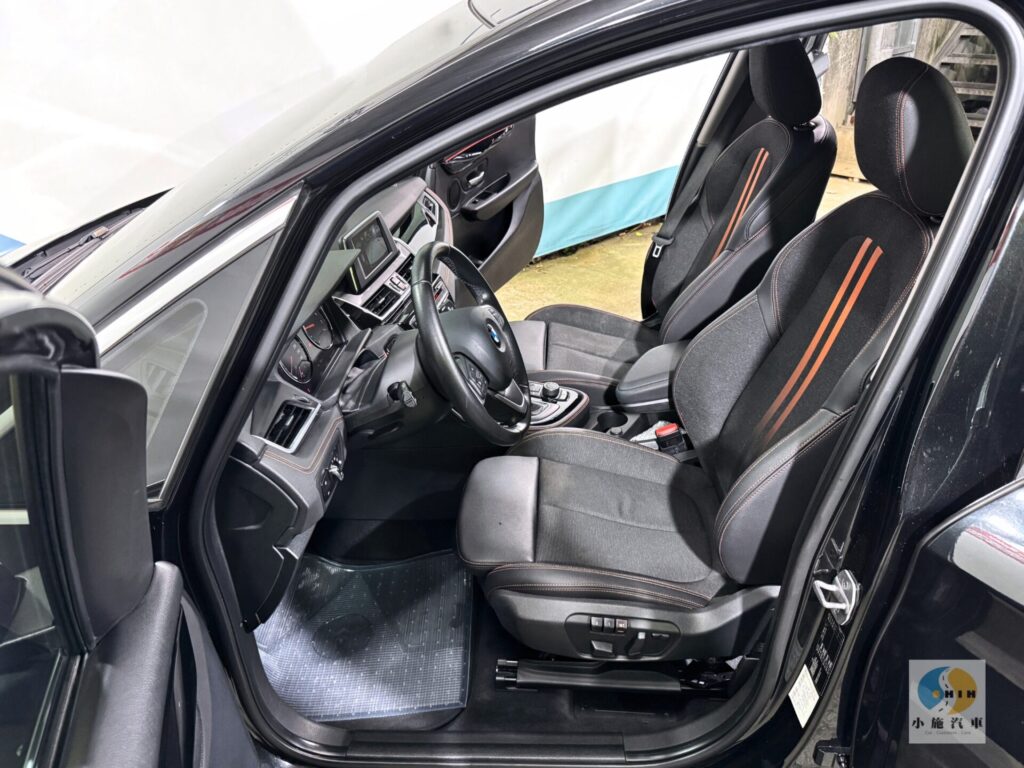 2018 BMW 2-Series Gran Tourer(NEW) 218i 自排 黑