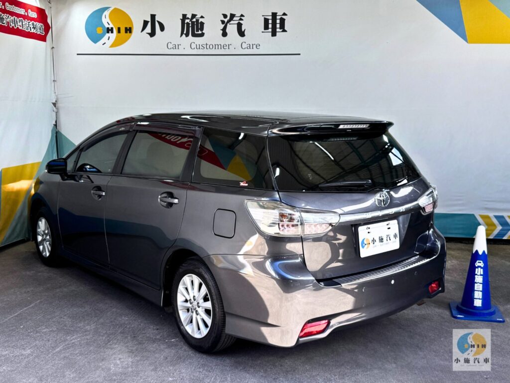 2013 Toyota Wish 2.0雅緻 自排 灰