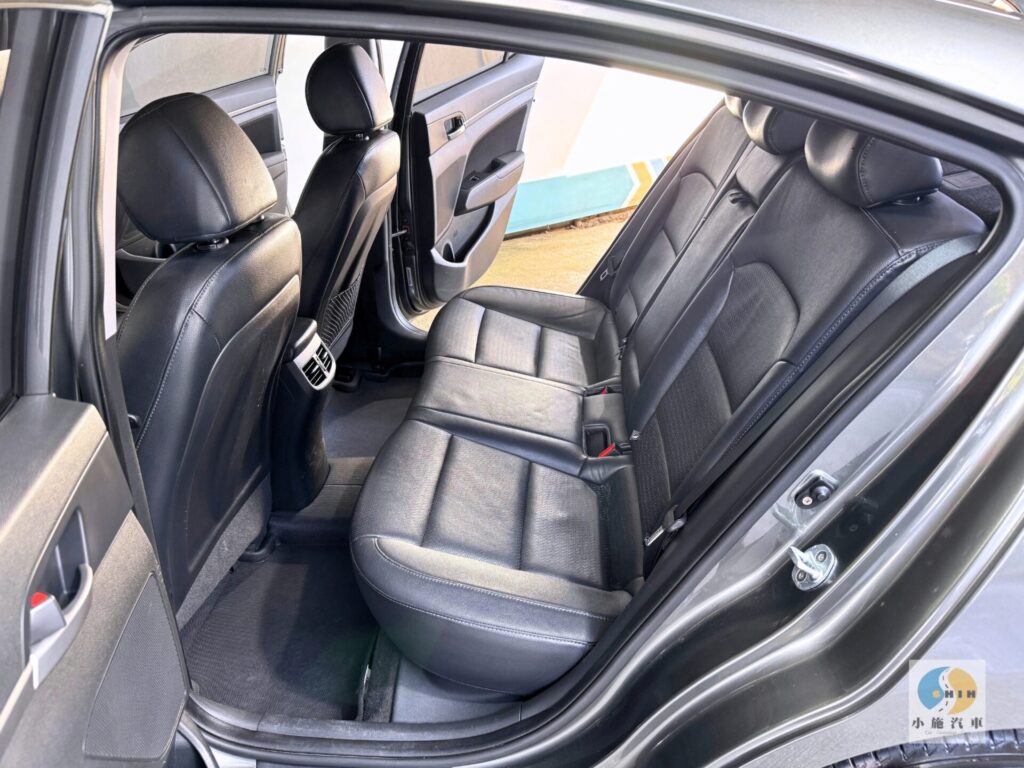 2017 Hyundai Elantra(NEW) 豪華型 自排 灰